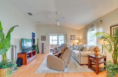 Pennecamp House | Dog-Friendly Home in The Villages w/Private Patio