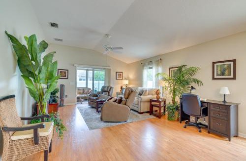 Pennecamp House | Dog-Friendly Home in The Villages w/Private Patio