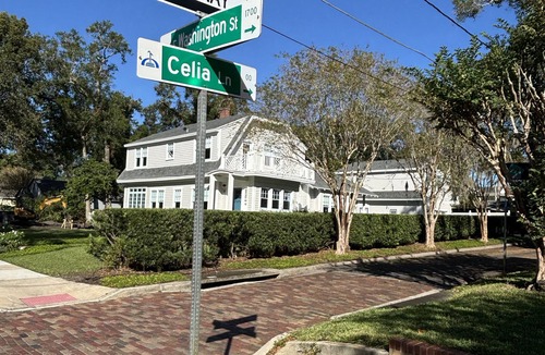 Lawsona - Fern Creek Apartment | Downtown Orlando “Birdhouse”