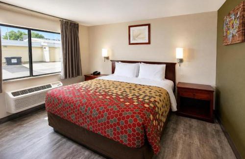 Mesilla Park Hotel | Economy Inn