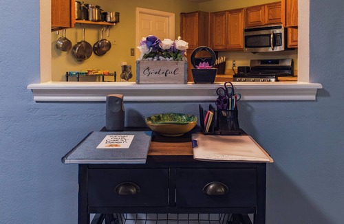 Round Rock House | Egger