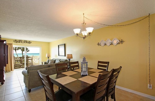 Fort Walton Beach Condo | El Matador #323 * Beach Chair Set Included