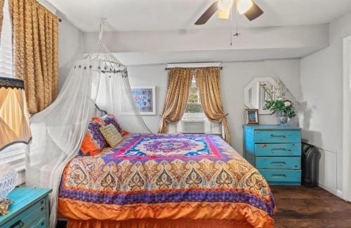 Riverside Apartment | Electric Boho - Team Joseph Ellen