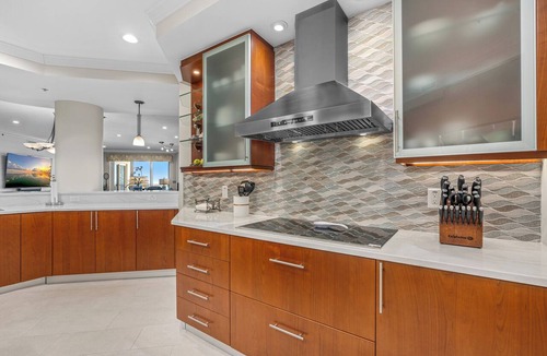 Daytona Beach Condo | Elegant Direct Oceanfront Condo Relaxation