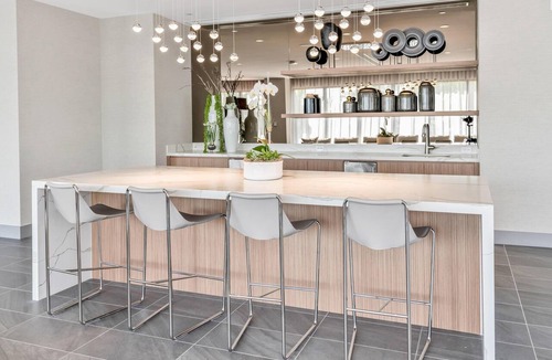 Doral Condo | Elegant Doral Getaway: 2BR Luxury