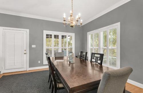 Lakewood House | Elite-Mins 2 HCA St Vincents- Everbank & Downtown & Friendship Fountain