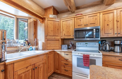Monarch Cabin | Elk Creek Lodge- Beautiful Rocky Mountain Getaway!