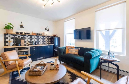 Santa Fe Bed & Breakfast | Ella & Mila Suites-Charming 2 bedroom at the Plaza