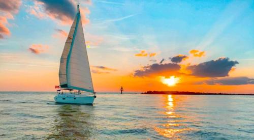 Clipper Cove House | Emerald Escape-Crystal Beach-Private Pool-GolfCart