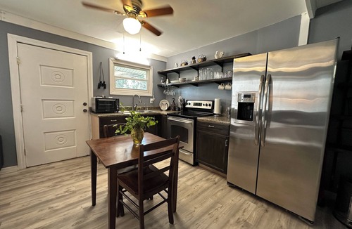 Lady Lake Cottage | Enchanted Cottage