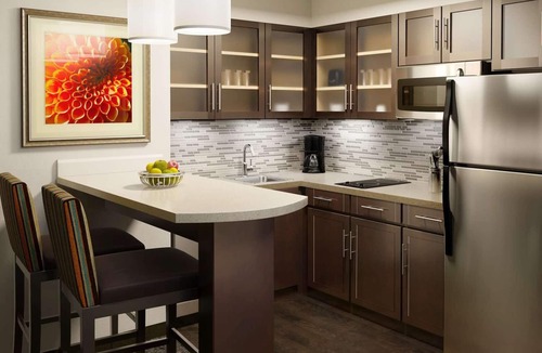 Las Colinas Apartment | Enjoyable Stay! Free Parking, Breakfast! Minutes’ Drive to Dallas World Aquarium