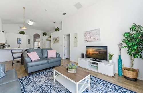 Seasons House | Entertaining Game Room 4BR Near Disney