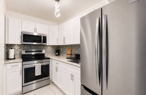 Flagami Apartment | Entire apartment 2 bedroom 2 bath