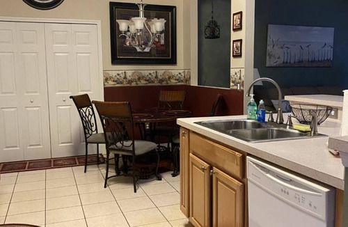 Ocala House | Entire Home with Pool near Springs, Florida Horse Park, FAST & many golf courses