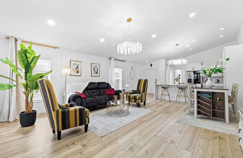 Oak Grove House | Escape to Florida Luxury – Lake View Pool Home in Lutz!