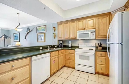 Navarre Beach Apartment | Escape to Paradise: Beautiful 3 bedroom Summerwind Condo! Located directly on the Gulf!