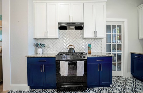 Galveston House | Escape to your very own personal oasis at The Oasis at R.