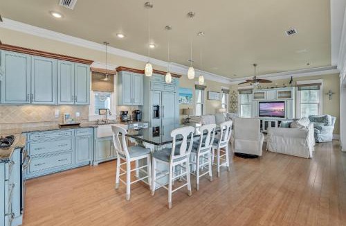 Holiday Isle House | Evening Views At Destin Pointe Resort