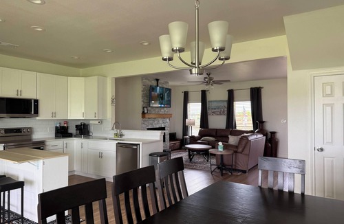 Gunter House | Event Ready Home for Large Groups with Game Room