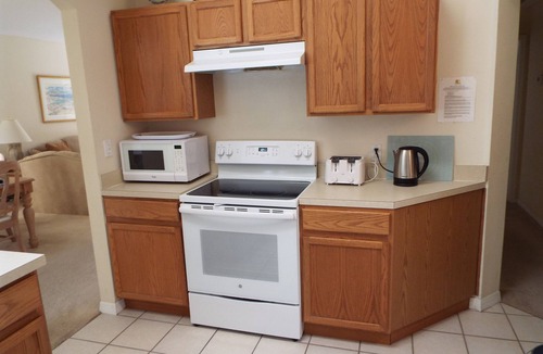 Eagle Pointe South Villa | Ex Show Home Villa, facing lake, private pool, games room & free wi-fi