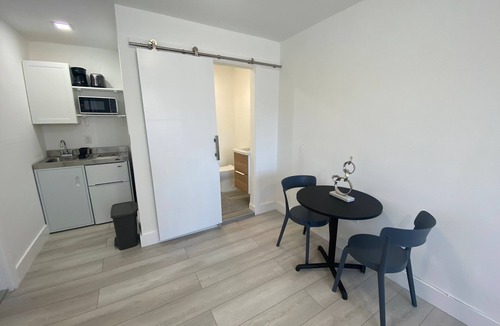 Coral Way Apartment | Excellent location Miami Brickell Studio 1.7 Miles from the Beach