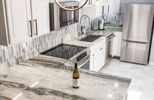 West Columbus House | Executive 6BR Home- Premium 30+ Day Corporate Housing, Alquiler Premium 30+ Días