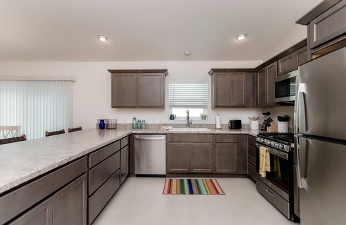 Wildwood Villa | Executive Golf Course across the street! King, 2 Queens, Queen sofa, Pets ok!