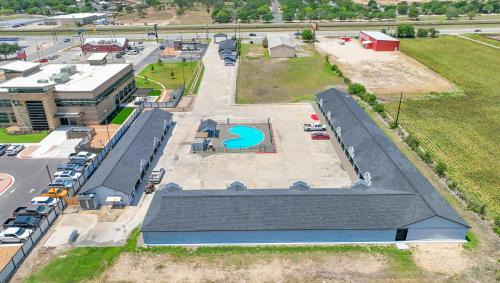 Hondo Hotel | Executive Inn Hondo