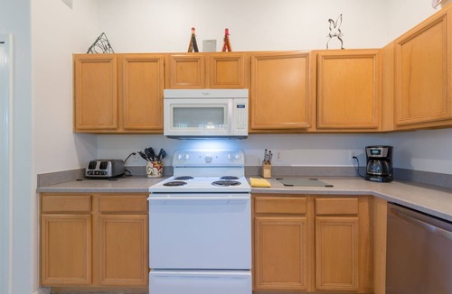Indian Point Villa | Executive Private Disney Villa, 30 ft Pool, Spa, King, 4K UHD TV, Netflix, Wifi