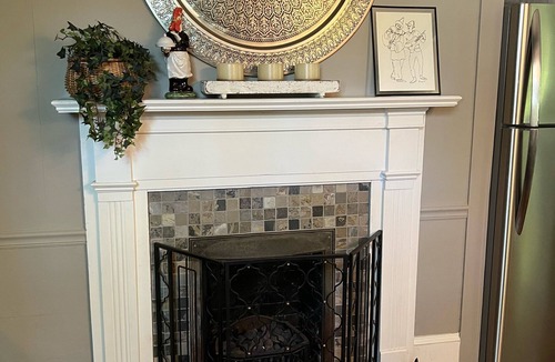 Thomasville House | Executive Suite On Park Ave. Point .75 of a mile to downtown.