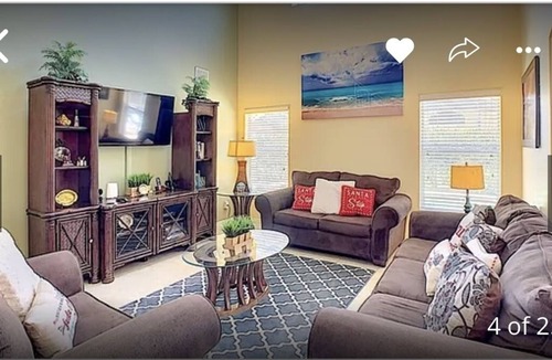 Four Corners Villa | Experience magic just a quick 17-min drive away at our 5-bedroom Villa