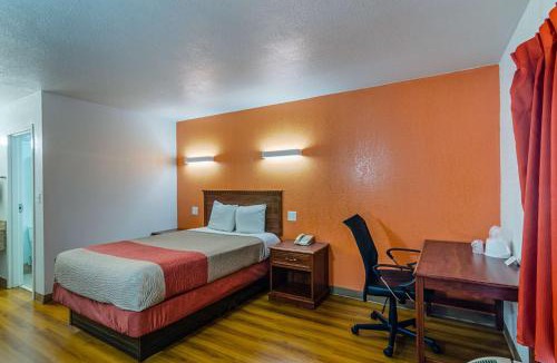 Troy Hotel | EXPRESS INN Troy