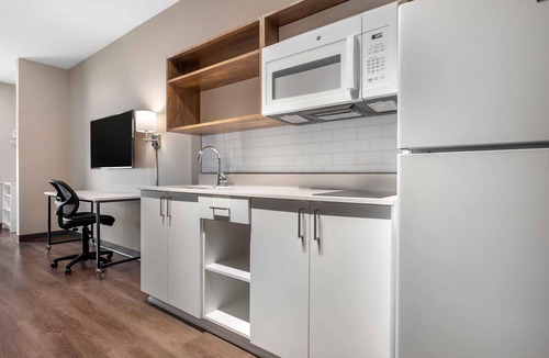 Miami Springs Hotel | Extended Stay America Premier Suites - Miami - Airport - Miami Springs