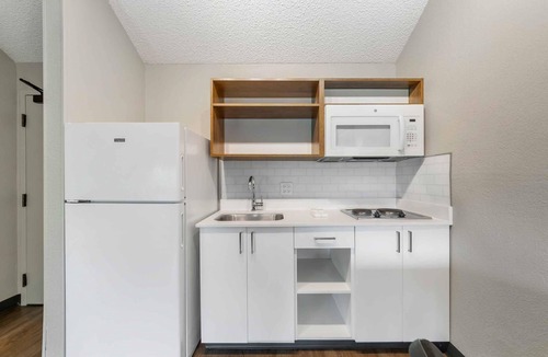 Miami Springs Hotel | Extended Stay America Premier Suites - Miami - Airport - Miami Springs
