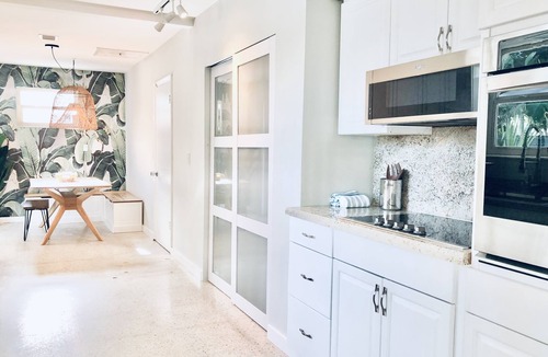 Hollywood Hills House | Fab Solar House with Heated Pool and Spa