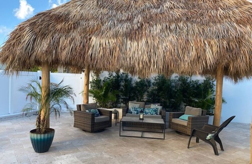 Pompano Beach House | Fabulous Beach House - 1 Block from beach!