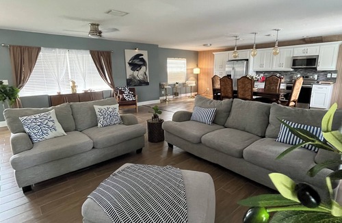 Brandon Ski Chalet | Fabulous chalet in Brandon with pool, with capacity for the whole family.