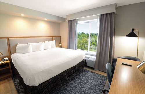 Southpoint Hotel | Fairfield Inn & Suites by Marriott Jacksonville Butler Blvd