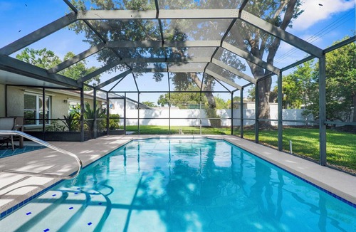 South Gate Ridge House | Family-Friendly 3BR Pool Home, Minutes to Siesta Key Beaches