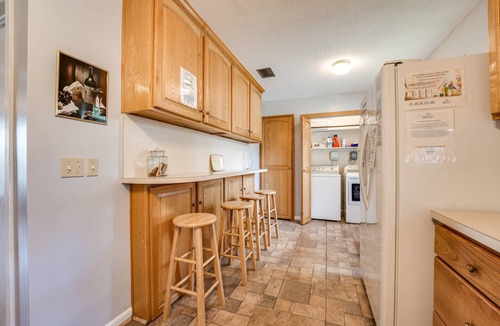 Lakeside House | Family Friendly, Fenced Yard, Dogs Ok, Fire Pit, EV Charger, Garage