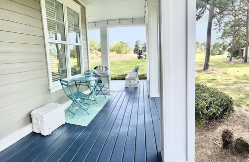 Laurel Grove House | FAMILY-PERFECT, one 6 seat golf cart, beach chairs,bikes, UPSTAIRS AC, NO PETS,