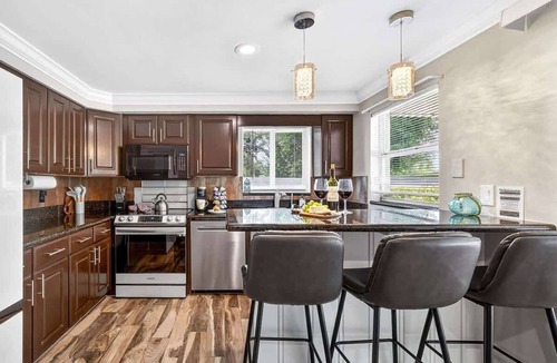 Walsingham House | Family Stunning 3BR Heated Pool Home in Largo
