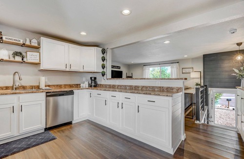 Cimarron Hills Cottage | Family Vacation Home With Trampoline