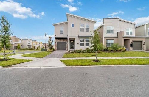 Kissimmee House | Fantastic Home 7BR5BA with Private Pool Storey Lake Resort SL2648