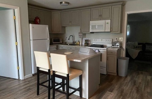 Loxahatchee Groves Cottage | Farmhouse Country Cottage
