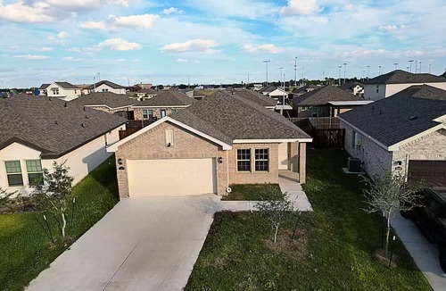 McAllen House | Feel right at Home - Mi casa es tu casa