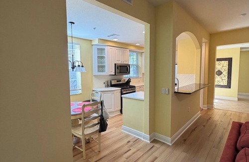 Naples House | Fiddler's Creek Luxury End-Unit Condo - Pool, Spa, Minutes to Marco & Naples