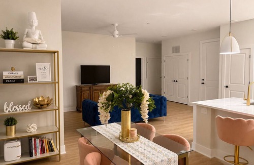 Atlanta Apartment | FIFA Luxury 3-Bedroom Retreat, Pool, Gym, Co-Working Space, MARTA Access