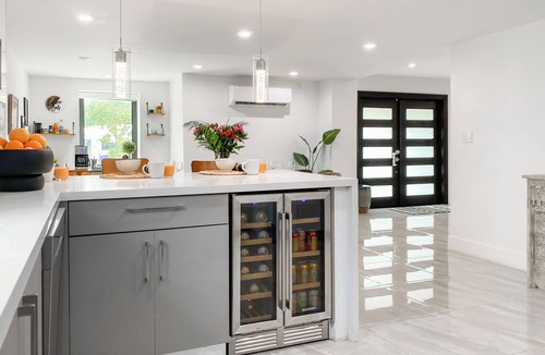 Ludlam House | FIFA Perfect | Villa Palma: Heart of Miami | 5 min to Miracle Mile