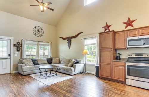 Brookeland House | Fire Pit & Yard! Rayburn Country Resort Escape